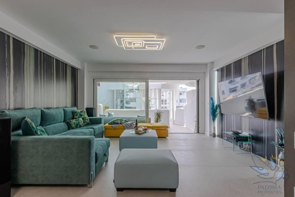 Puerto Marina Luxury 2Bdr Apartment With Sea View 贝纳尔马德纳 外观 照片