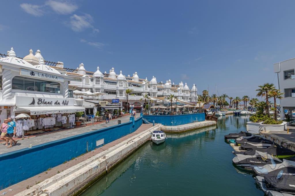 Puerto Marina Luxury 2Bdr Apartment With Sea View 贝纳尔马德纳 外观 照片
