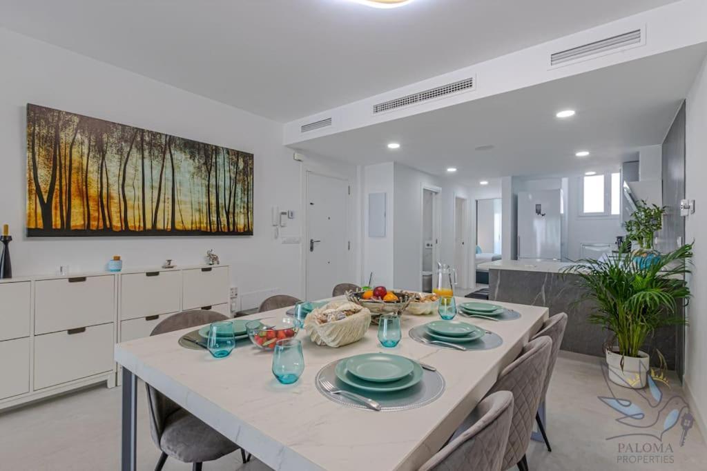 Puerto Marina Luxury 2Bdr Apartment With Sea View 贝纳尔马德纳 外观 照片